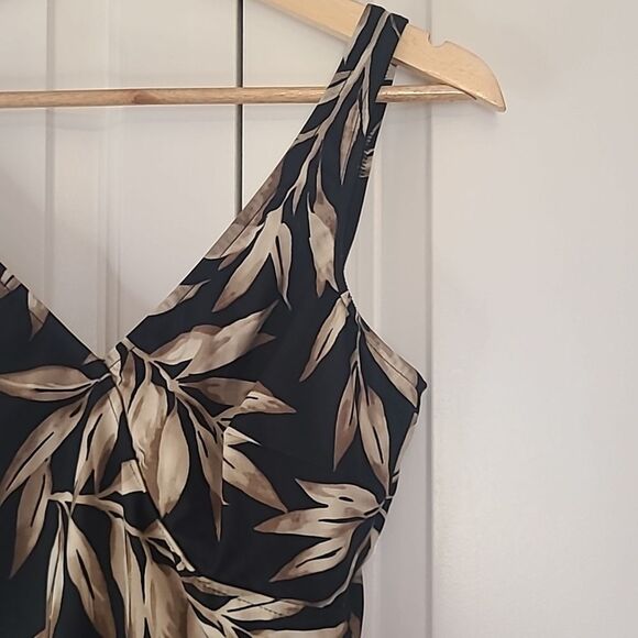 Miraclesuit One Piece Swim Suit Black Tan & Off White Palm Leaf Print Size 14 - Picture 4 of 13